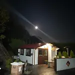 Frühstückspension Riverside 4*