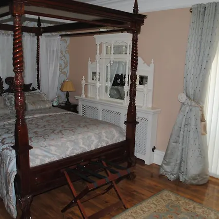 Riverside 4*