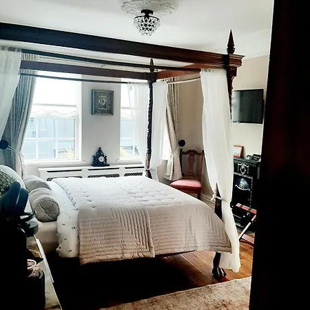 Riverside לינה וארוחת בוקר Riverstown (Louth)