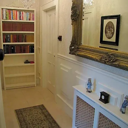 Riverside Bed & Breakfast 4*
