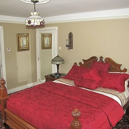 Riverside Bed & Breakfast