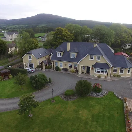 לינה וארוחת בוקר Riverside