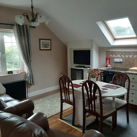 住宿加早餐酒店 Riverside 4*