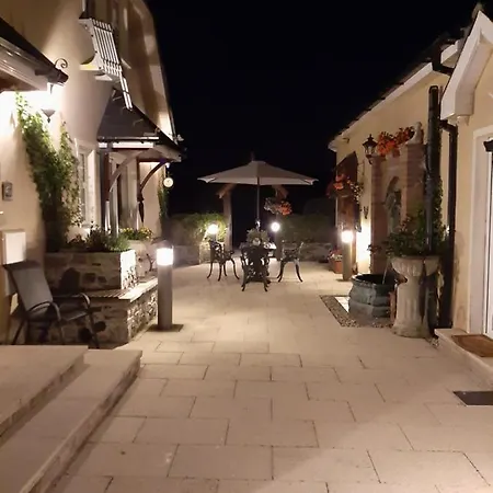 Riverside 4*