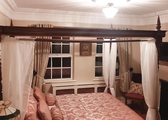 Riverside Bed & Breakfast