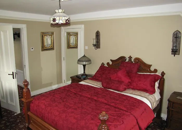 Bed & Breakfast Riverside 4*